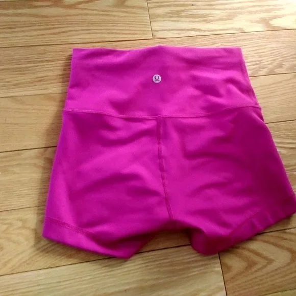 2 Item Lululemon Shorts Bundle - Picture 4 of 5